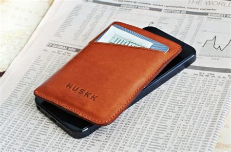 huskk card sleeve review